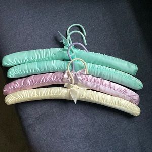Set of 4 Satin Padded Hangers